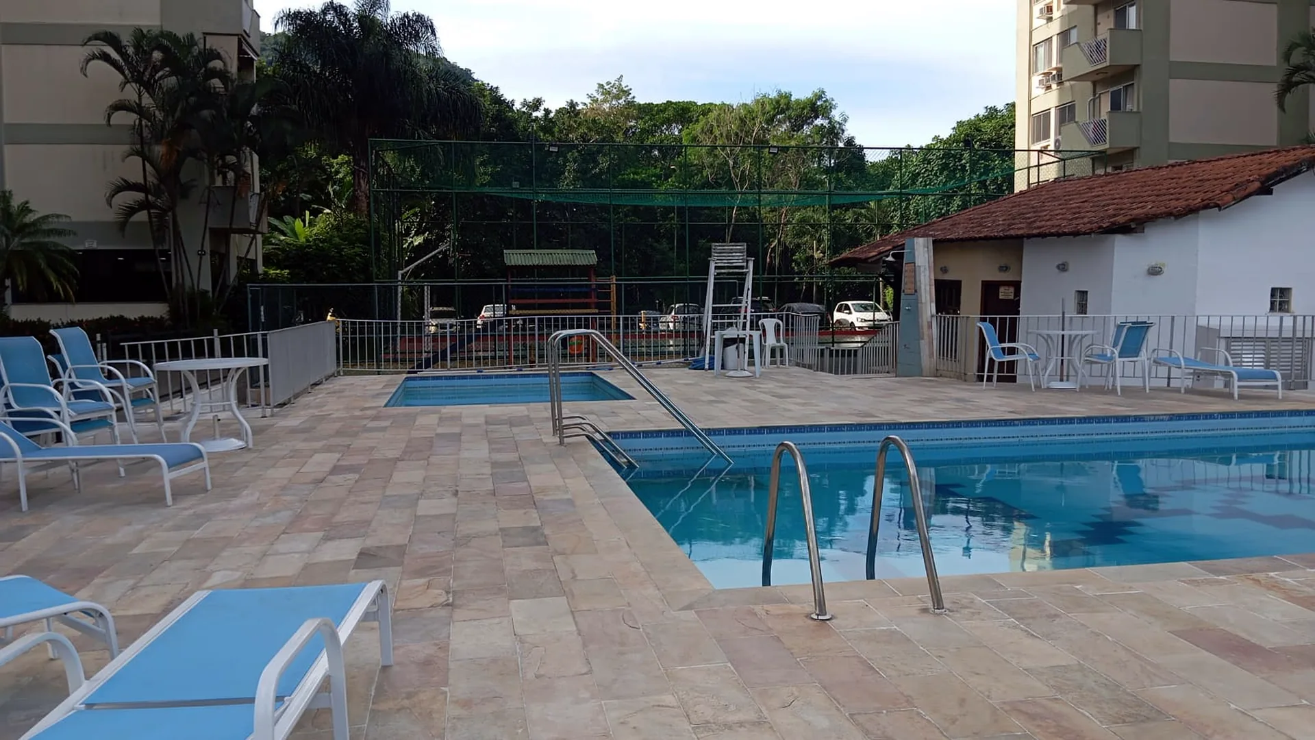 Área de piscina do Condomínio Moradas do Itanhangá Bloco 2
